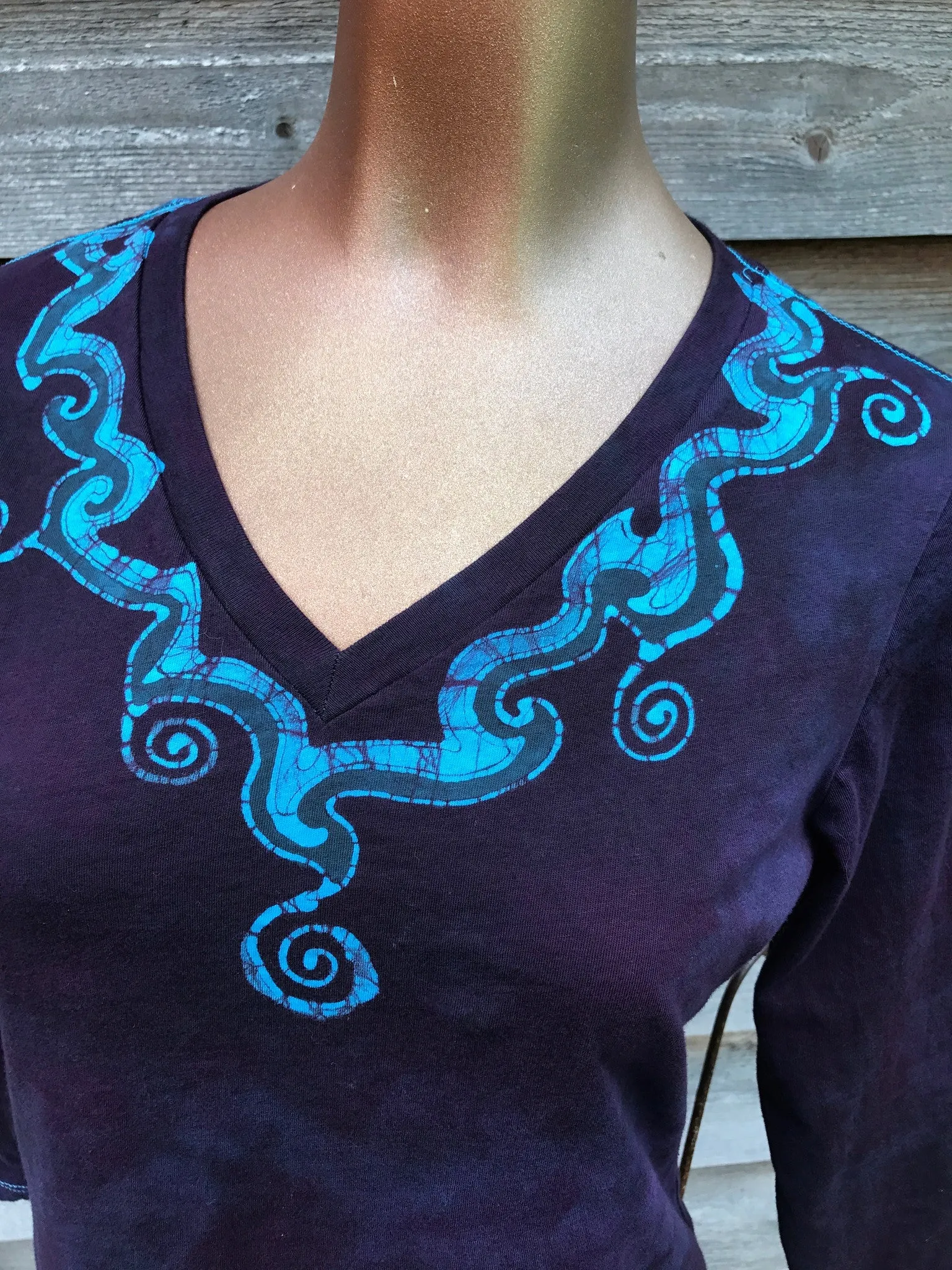 Batik Necklace Tee