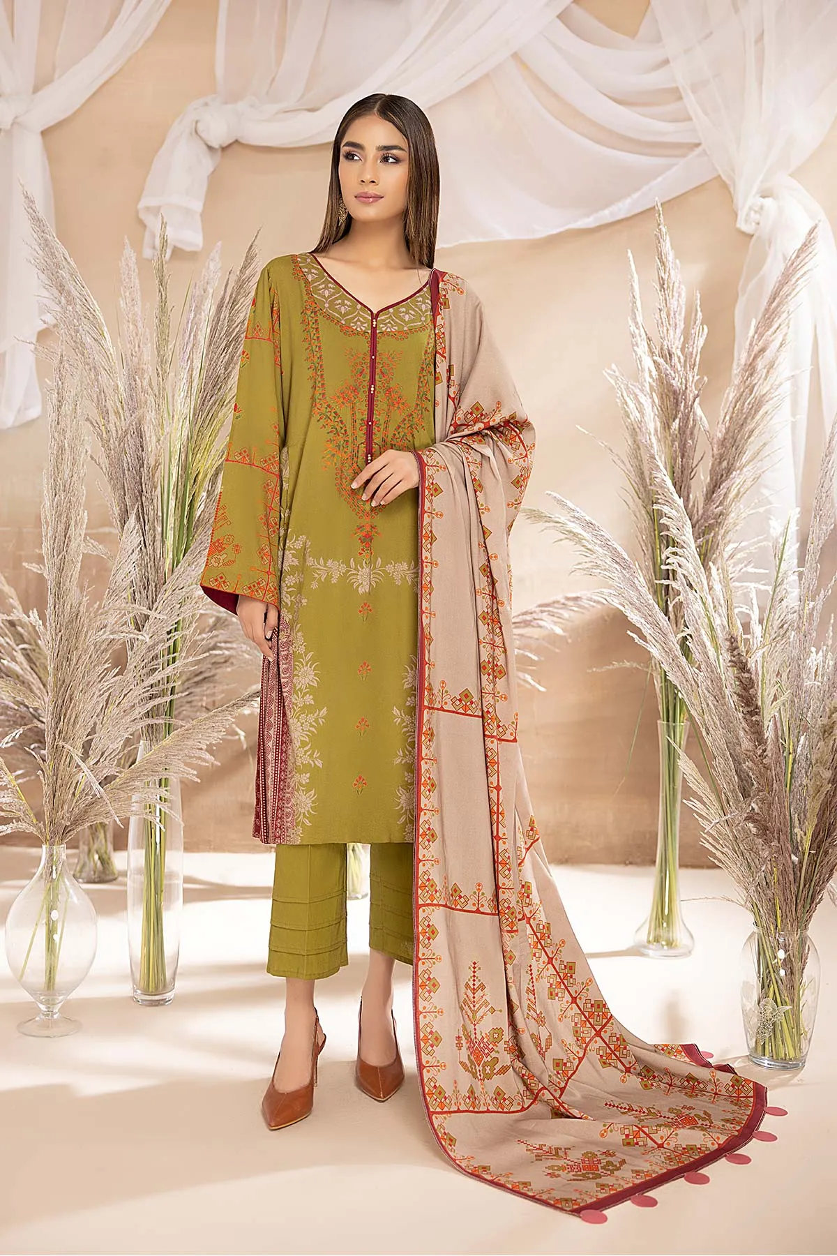 Charizma C-Prints Fall/Winter · Slub Linen Suit with Pashmina Shawl – CPW22-49