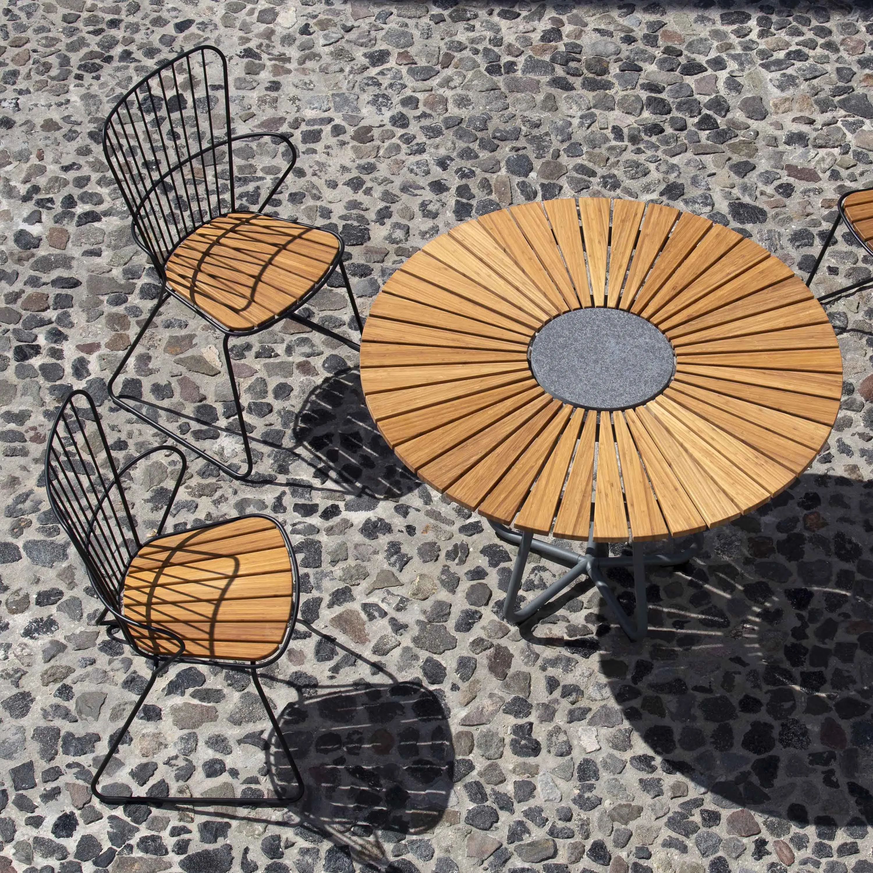 Circle Outdoor Dining Table