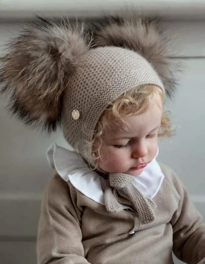 Honeycomb Beige Cashmere Bonnet with Beige Poms