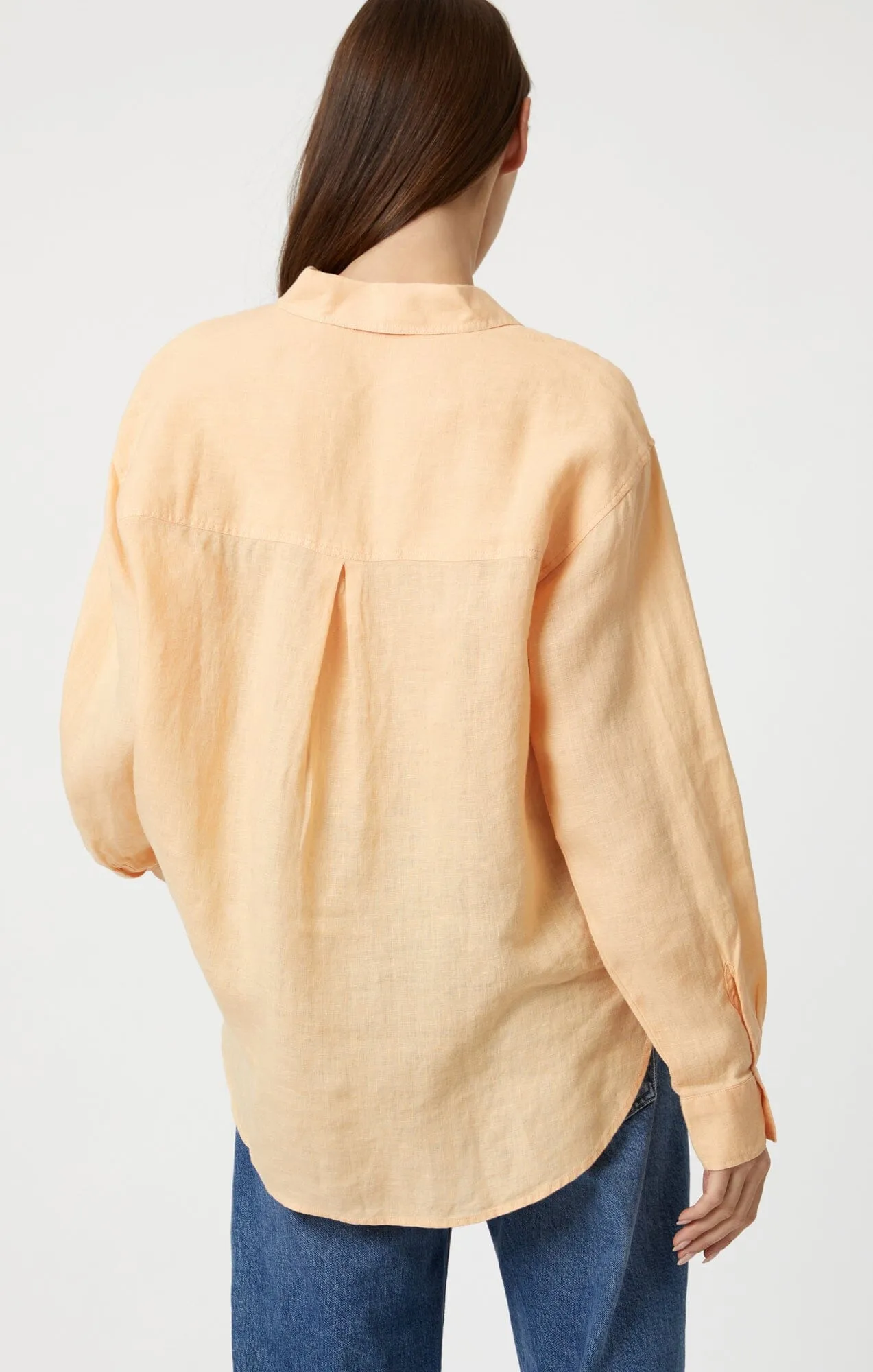 LINEN BUTTON-UP SHIRT IN CARAMEL CREAM