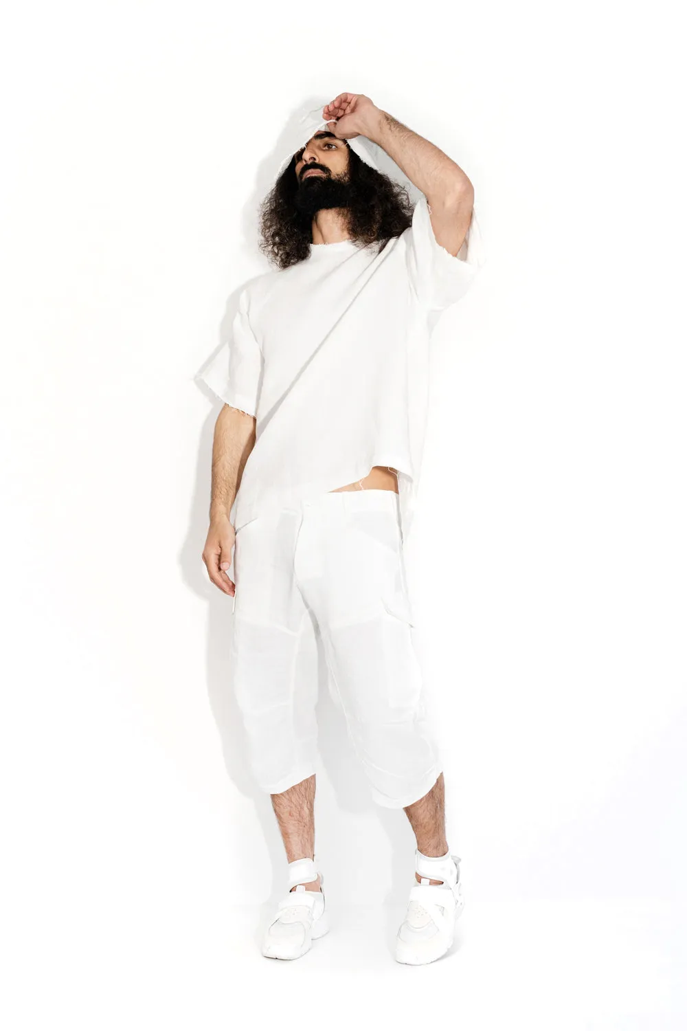 Linen T-shirt with textured sleeves