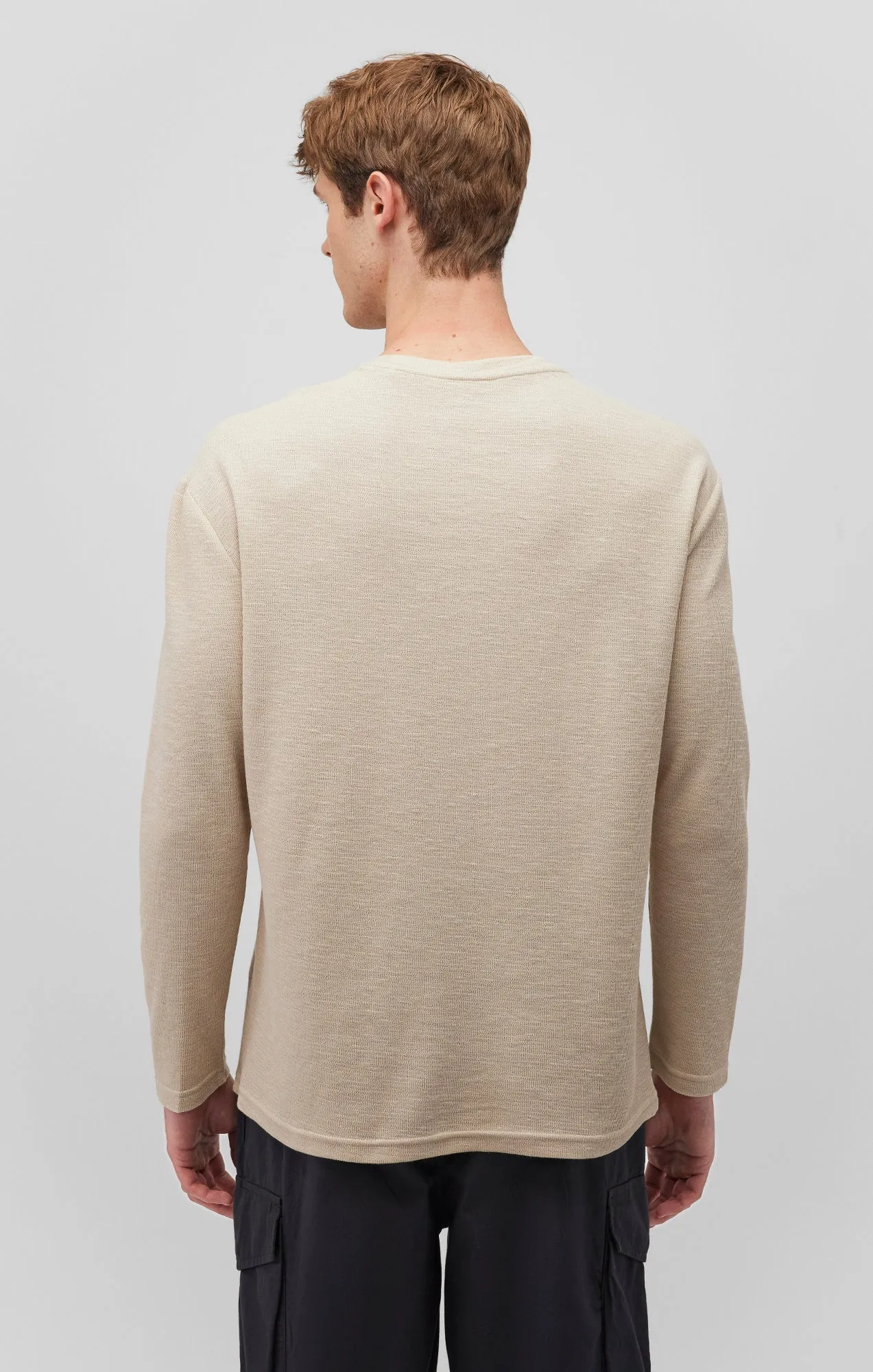 LONG SLEEVE POCKET T-SHIRT IN PELICAN