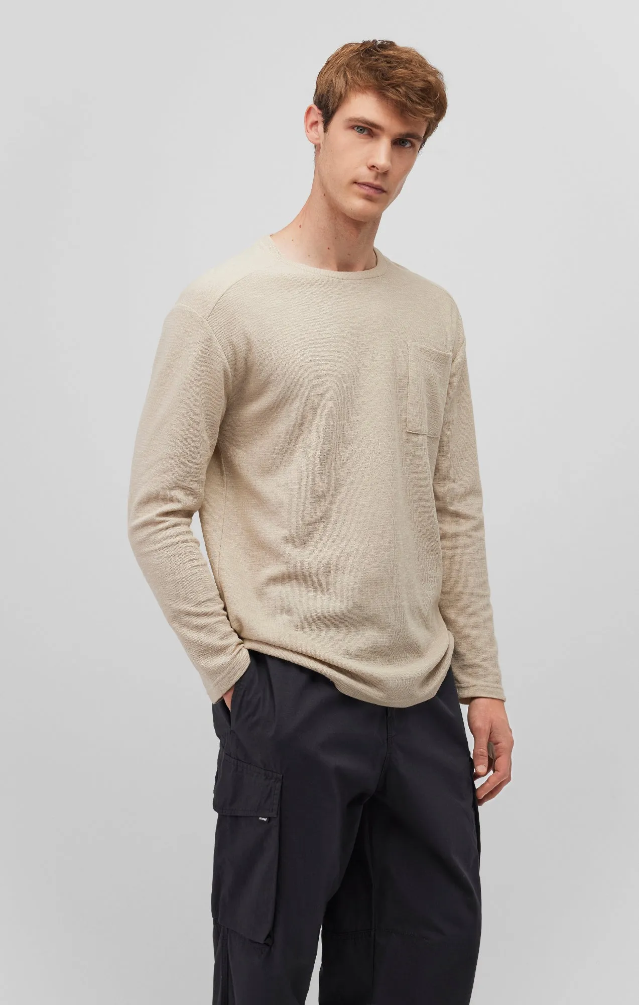 LONG SLEEVE POCKET T-SHIRT IN PELICAN