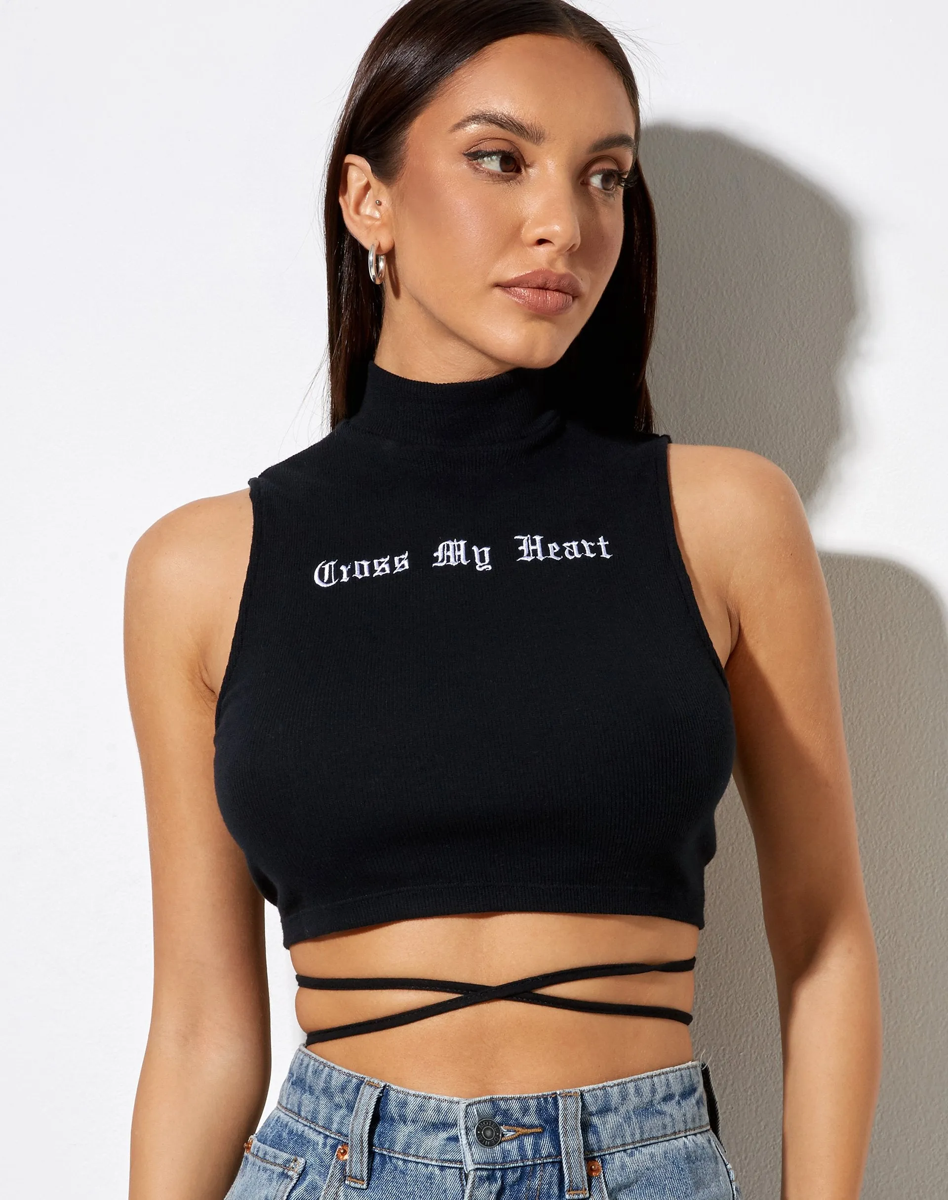 Quera Crop Top in Black 'Cross My Heart' Embro