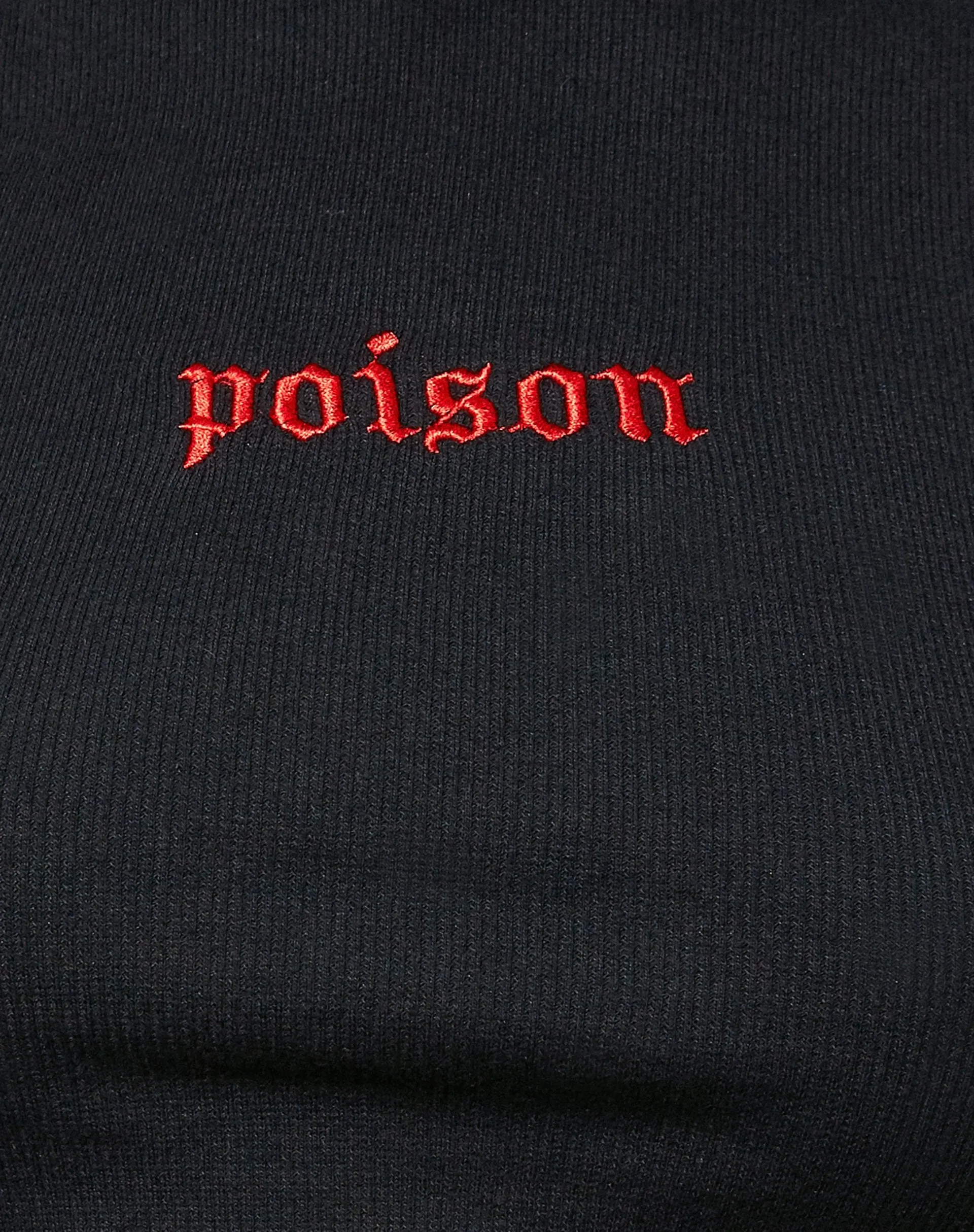 Quera Crop Top in Rib Black 'Poison' Embro