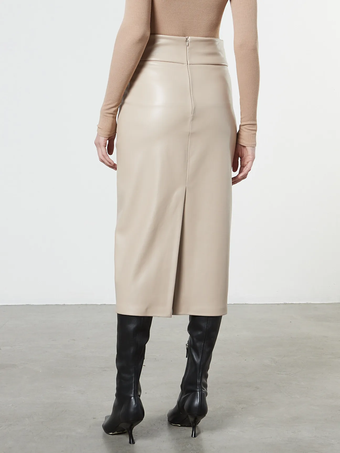 Soft Leather Pencil Skirt