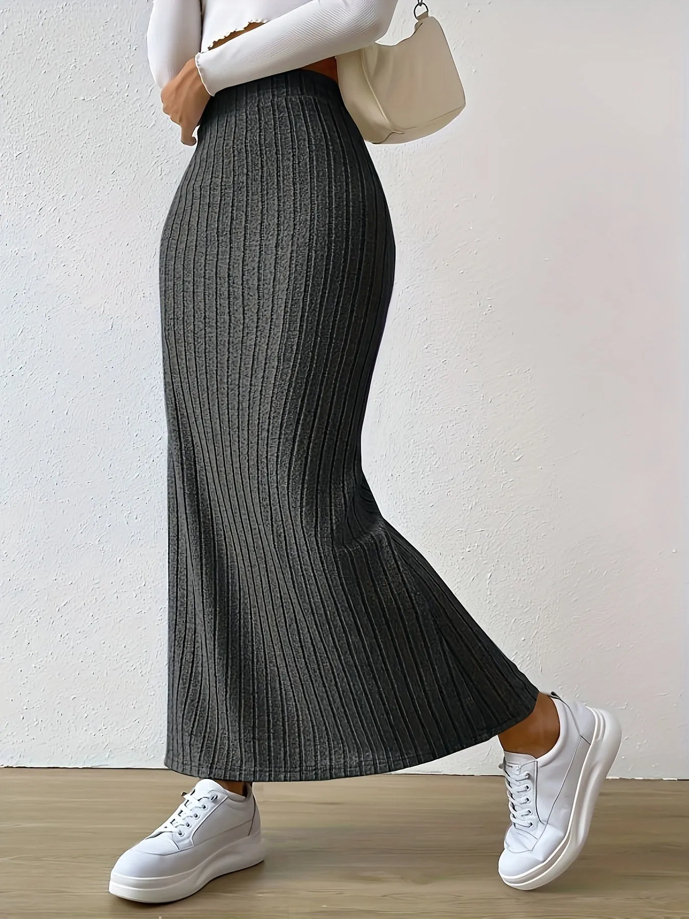 Versatile All-Season Ribbed Knit Skirt - Sexy Slit Hem, Solid Color, Mid Elasticity for a Perfect, Easy-Care Fit