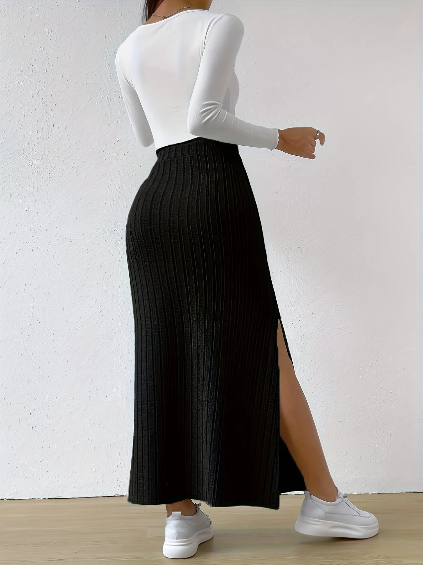 Versatile All-Season Ribbed Knit Skirt - Sexy Slit Hem, Solid Color, Mid Elasticity for a Perfect, Easy-Care Fit