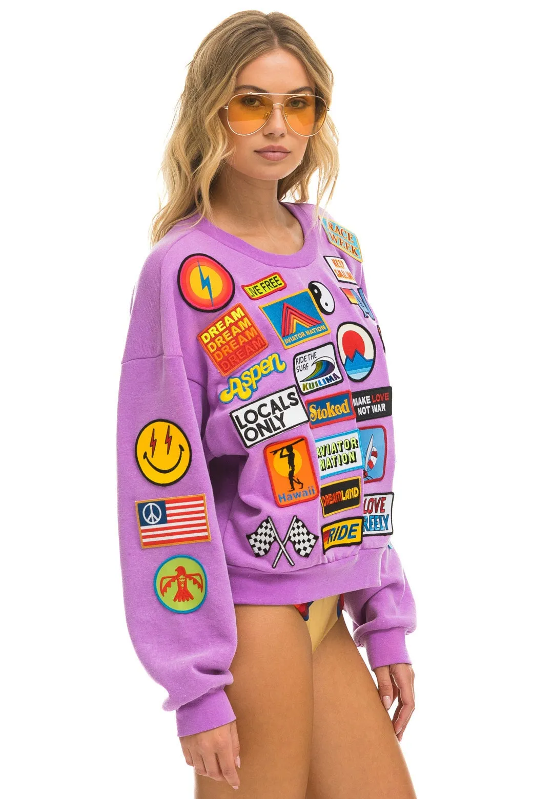 VINTAGE PATCH RELAXED CREW SWEATSHIRT - NEON PURPLE